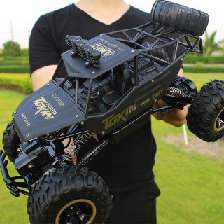 [Shop Malaysia] 🔥OFFER 2021 RC Car 1:12 , 1:18 Monster Truck Rock Crawlers 4WD 4 Ch 2.4G Climbing Car