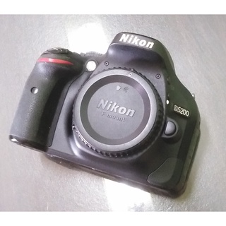 NIKON D5200 (body only ) DSLR digital camera