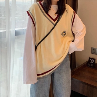 Autumn new striped vest women wear loose Korean version of BF hundred knitted vest sweater horse clip student top.