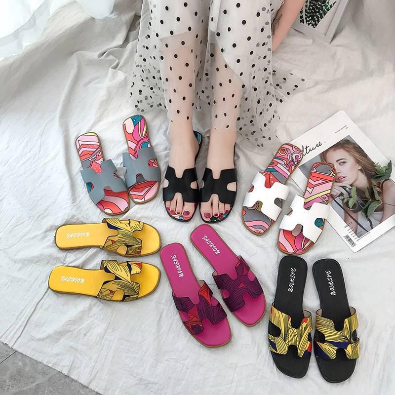 Ready Stock📣Fashion New Summer Women's Colorful Popular H shaped Beach foot sandals flat shoes