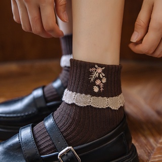 Women's Socks Retro Lace Roll Rib Stitching Flower Embroidery Strip Pair of Eyes Double Needle Middle Tube Women's Sock