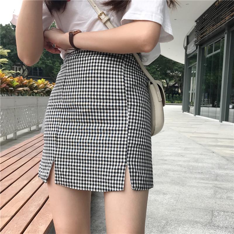 Half Skirt Split a-Line Plaid Short Female Korean Version Summer 2020 New Style High Waist Covering Crotch Stud