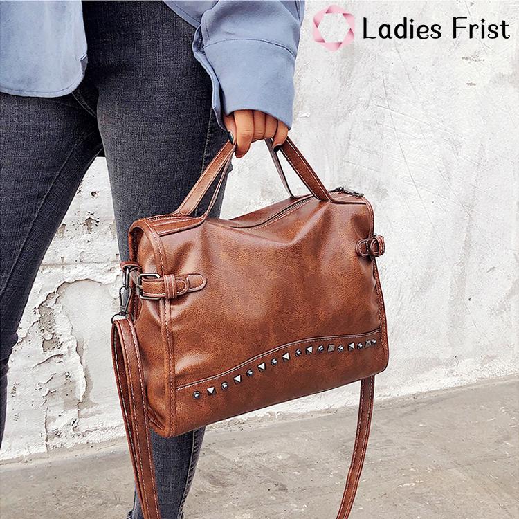 2019 New Oil Wax Leather Women Handbag Rivet Cool Handbags Fashion Bag Lady