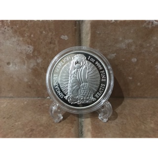 Foldable Coin Stand / Amulet Stand