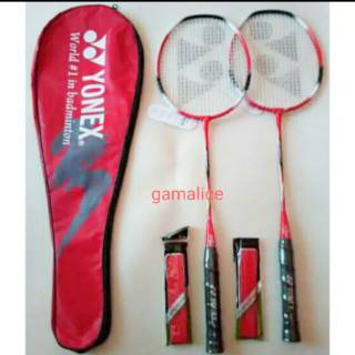 2 badminton rackets + bag + 2 towel grips
