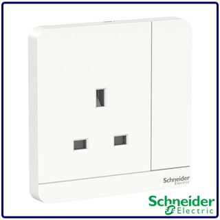 Schneider AvatarOn switched socket, 13A 250V, 3P, White E8315_WE_G2/ E83T25_WE_G2