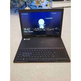 Asus ROG Zephyrus gx501 Gaming Laptop - 144hz gsync, i7 8750, nvidia 1080M gpu.