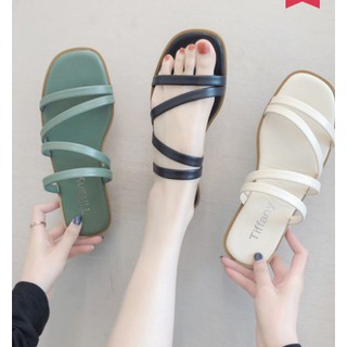 2019 new summer sandals female fairy wind word thin with small with the same paragraph sandals and slippers pointed with