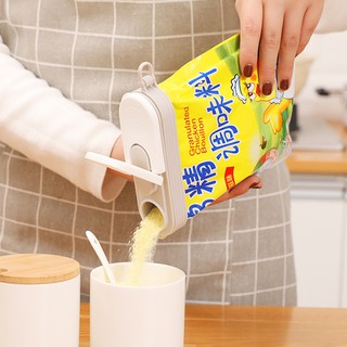 Creative Double Opening Outpouring Nozzle Sealing Clip Household Milk Powder Snack Plastic Bag Sealing Clip Food Preserv