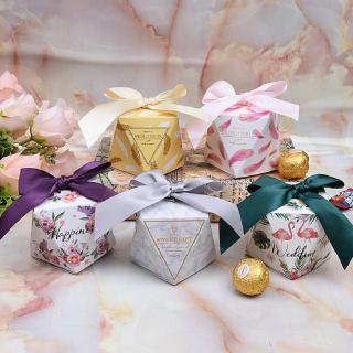 10Pcs Luxury Wedding Favours Boxes Diamond Shape Sweet Candy Favor Boxes Laser Candy Box