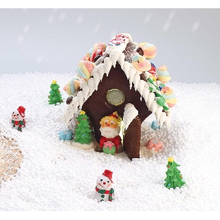 Gingerbread House (Small) (1)